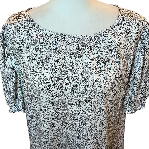 Lane Bryant Black and White Puff Sleeve Blouse  Size 22 - Picture 5 of 11